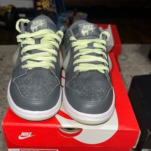 Nike Dunk Low BG Halloween Edition